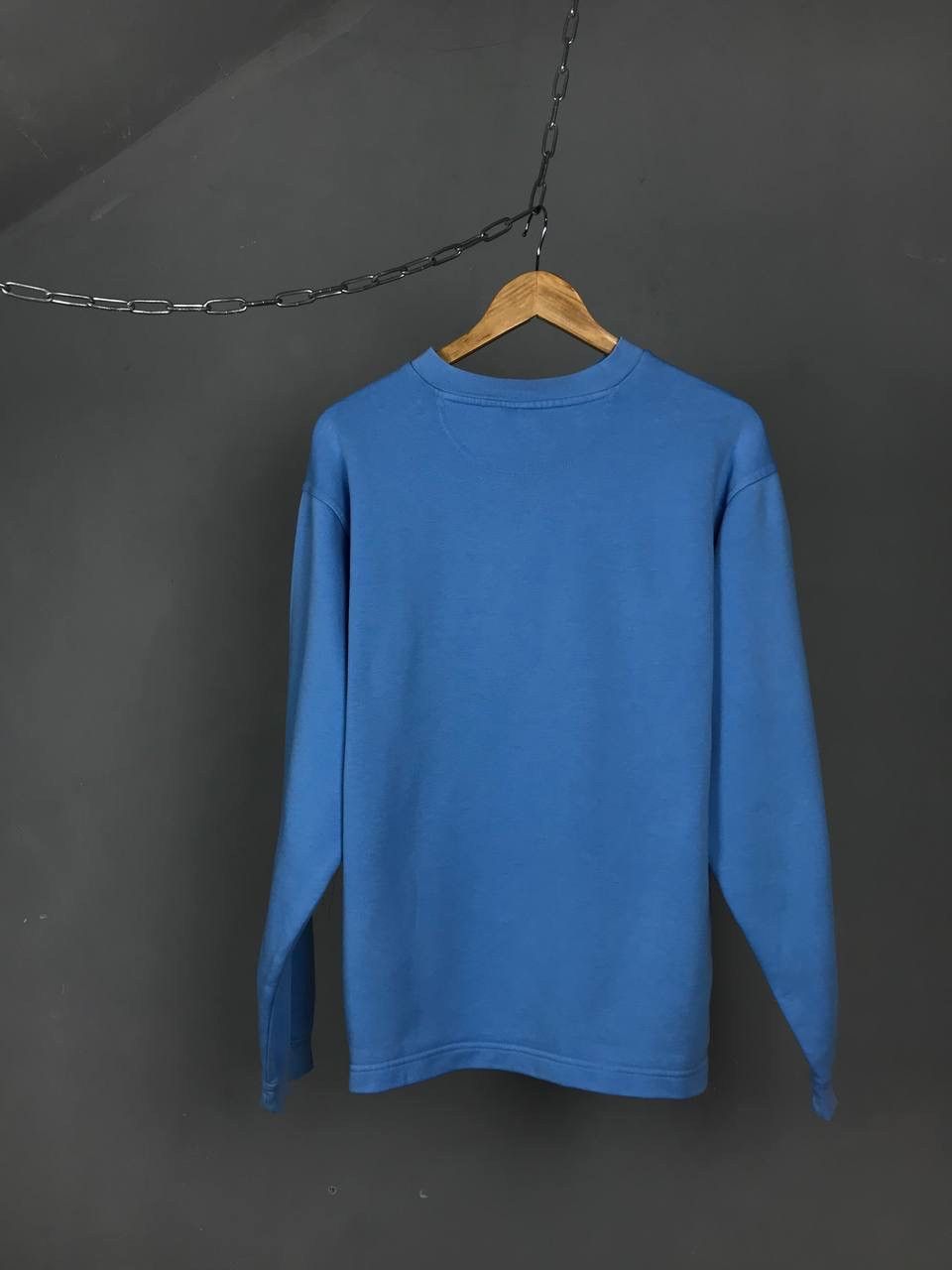Nike Nike swoosh streetwear vintage center logo sweatshirt Size US S / EU 44-46 / 1 - 6 Thumbnail