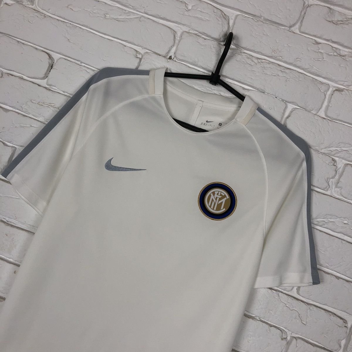 Nike Inter Nike Internazionale training soccer jersey Size US M / EU 48-50 / 2 - 2 Thumbnail