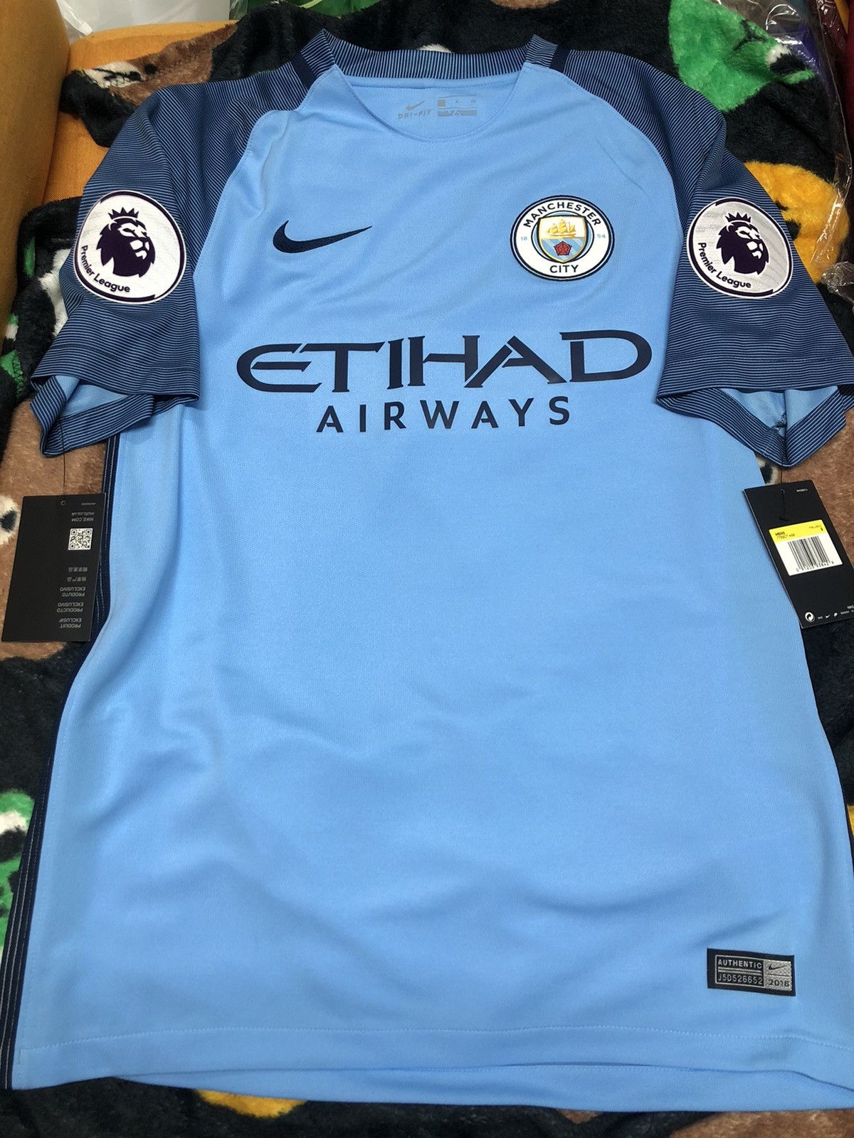 Manchester City 16/17 home shirt #21 David silva (Bnwt)