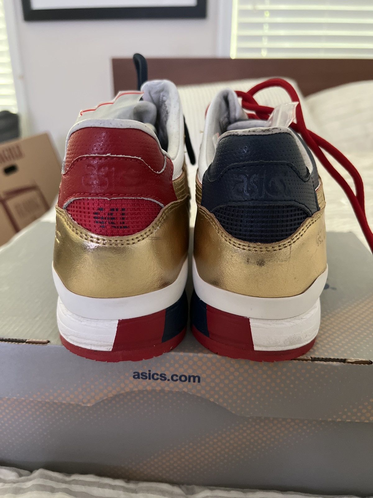 Asics × Kith × Ronnie Fieg Ronnie Fieg Asics KFE USA Gold Size US 11 / EU 44 - 4 Thumbnail