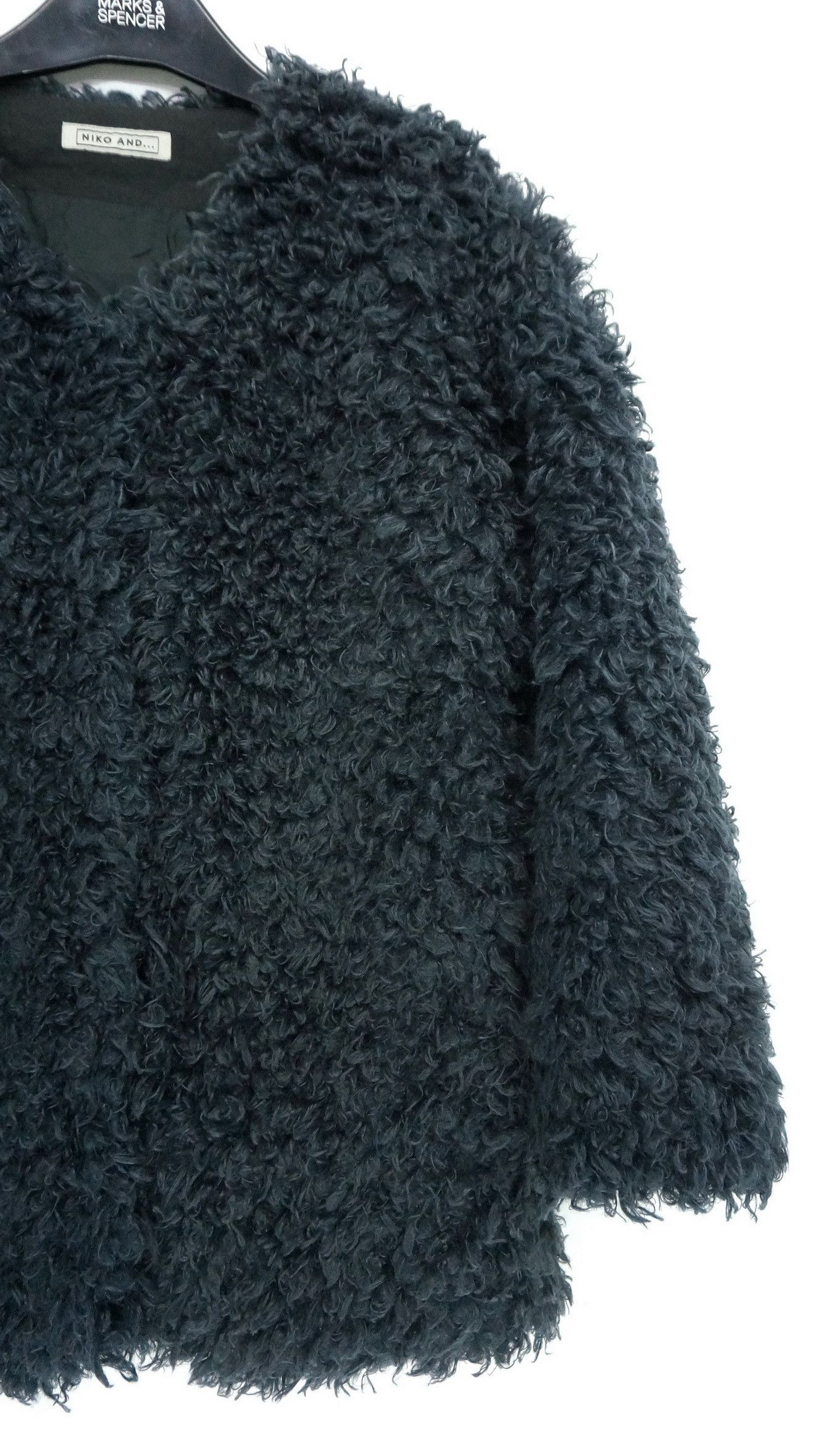 Japanese Brand 🇯🇵NIKO AND... Japanese Brand Faux Fur Women's Cardigan Size M / US 6-8 / IT 42-44 - 4 Thumbnail
