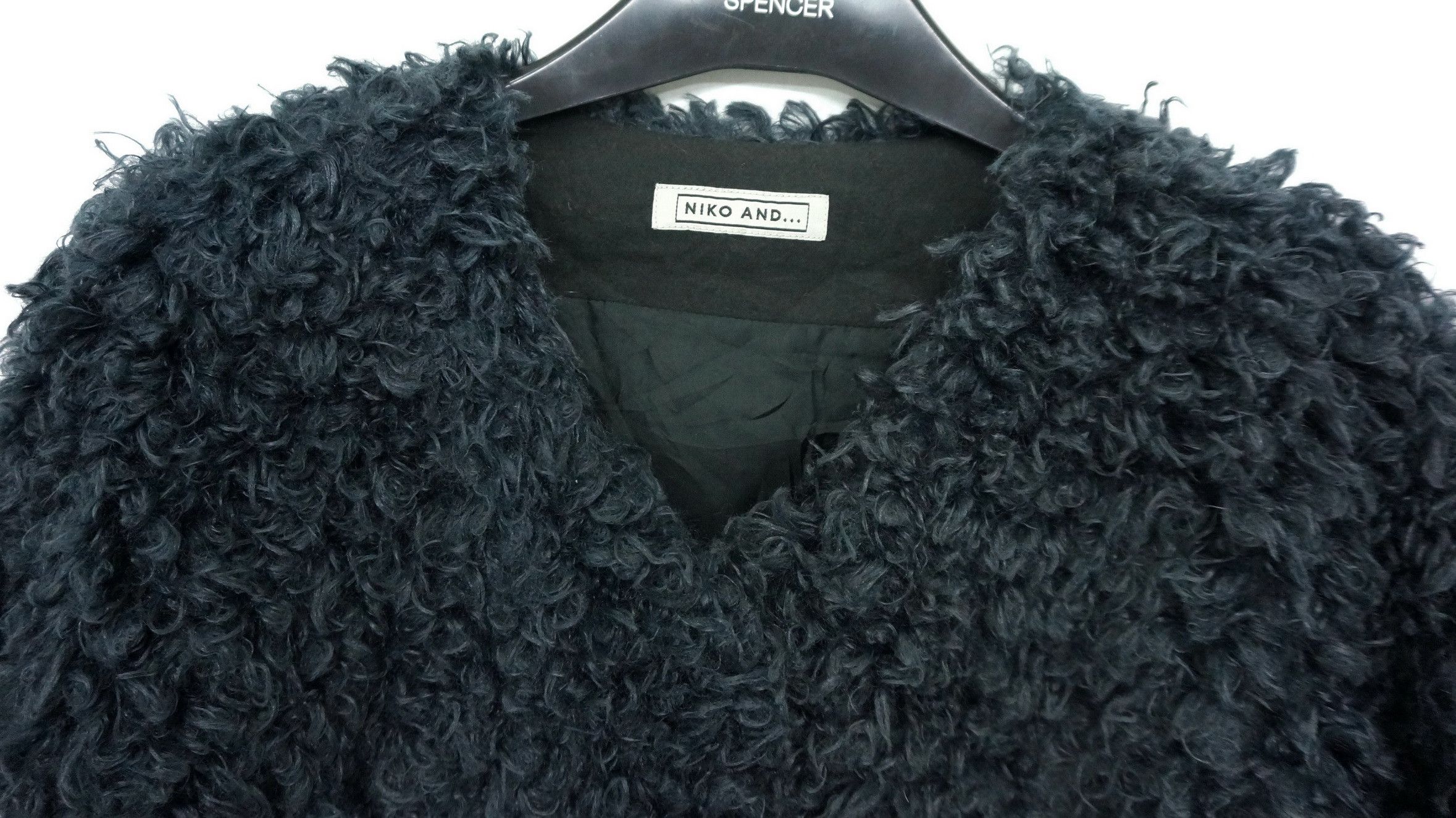 Japanese Brand 🇯🇵NIKO AND... Japanese Brand Faux Fur Women's Cardigan Size M / US 6-8 / IT 42-44 - 3 Thumbnail