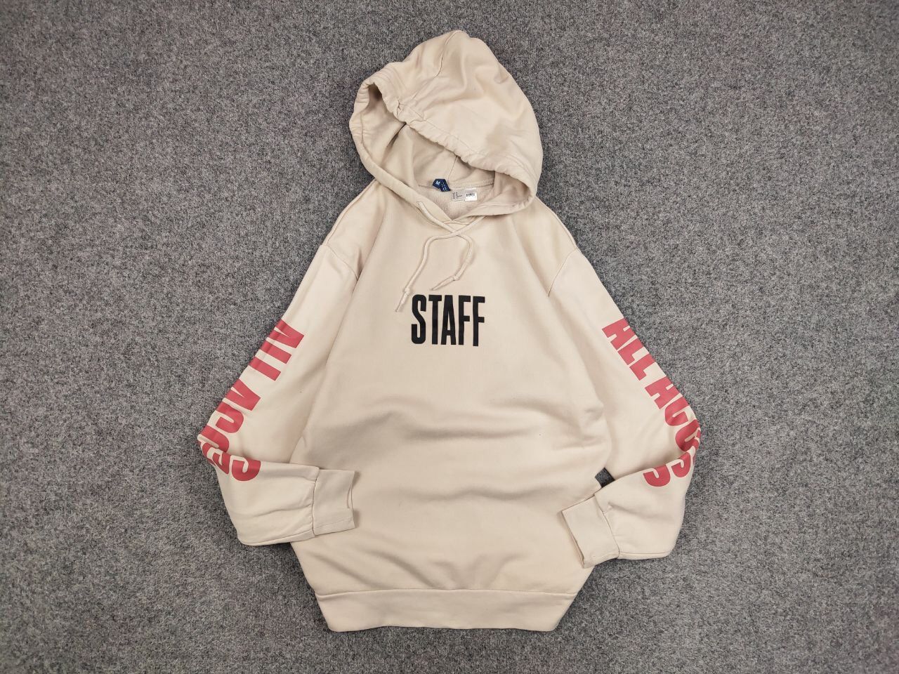 Justin Bieber Purpose World Tour Justin Bieber Staff Logo Beige Hoodie Size US M / EU 48-50 / 2 - 12 Thumbnail