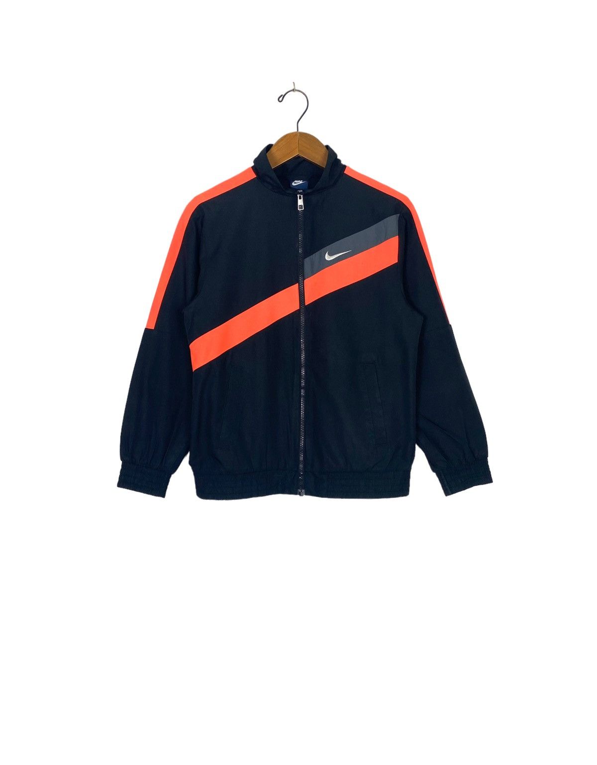 Nike Rare‼️ Nike Jacket Embroidery Small Logo Size M / US 6-8 / IT 42-44 - 1 Thumbnail