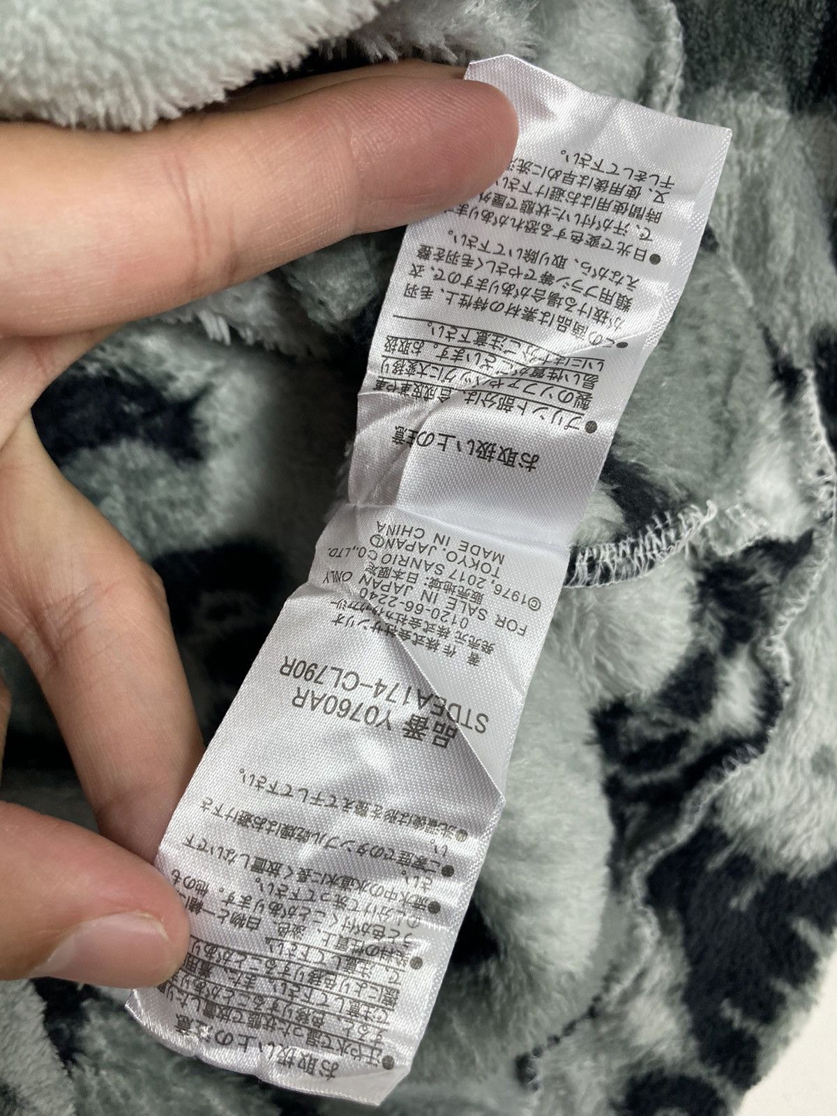 Japanese Brand Rare‼️ Hello Kitty Hoodie Fleece Full Print Size M / US 6-8 / IT 42-44 - 5 Thumbnail