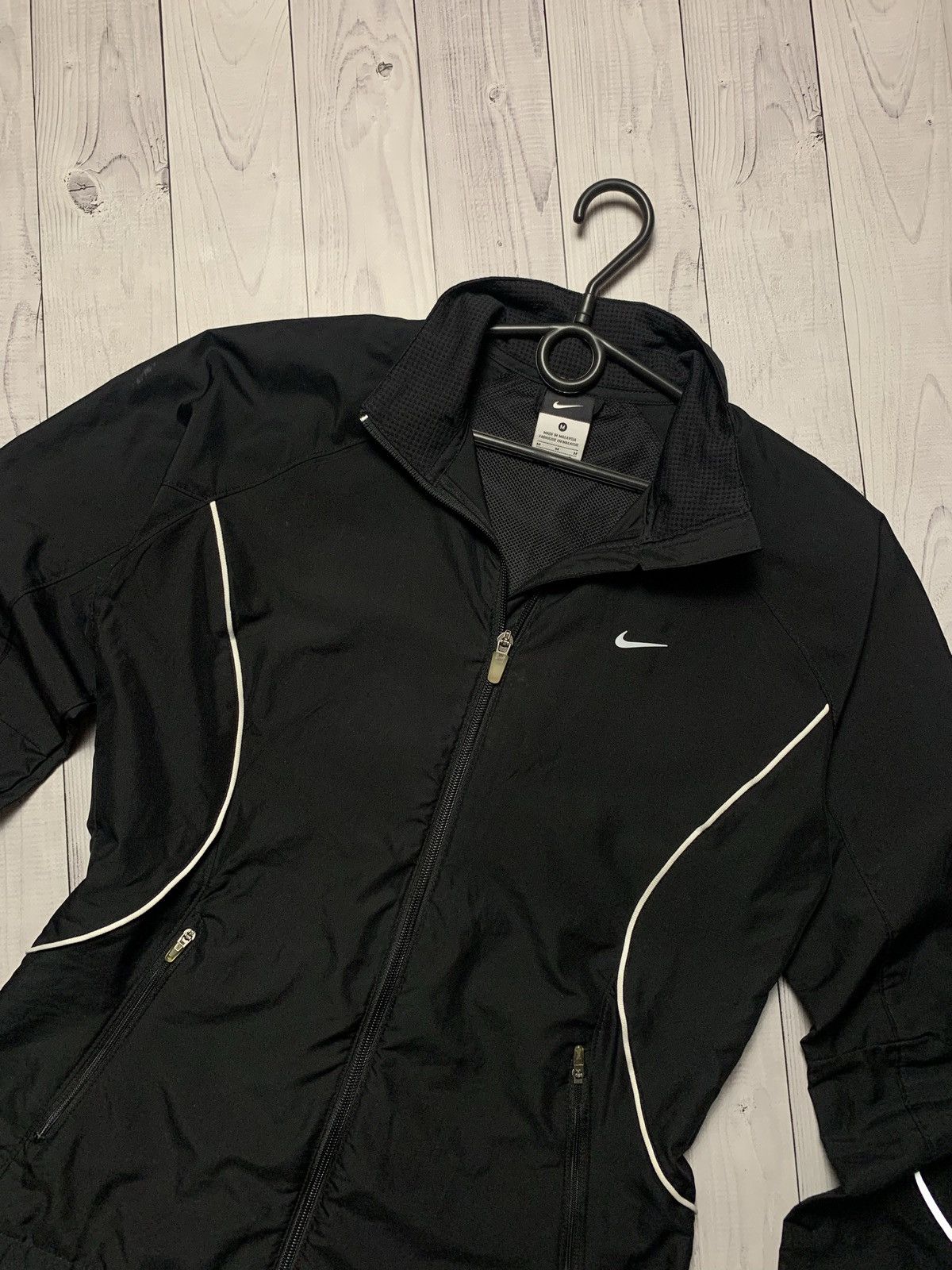 Other Vintage Nike women’s light jacket size M logo Size M / US 6-8 / IT 42-44 - 2 Thumbnail