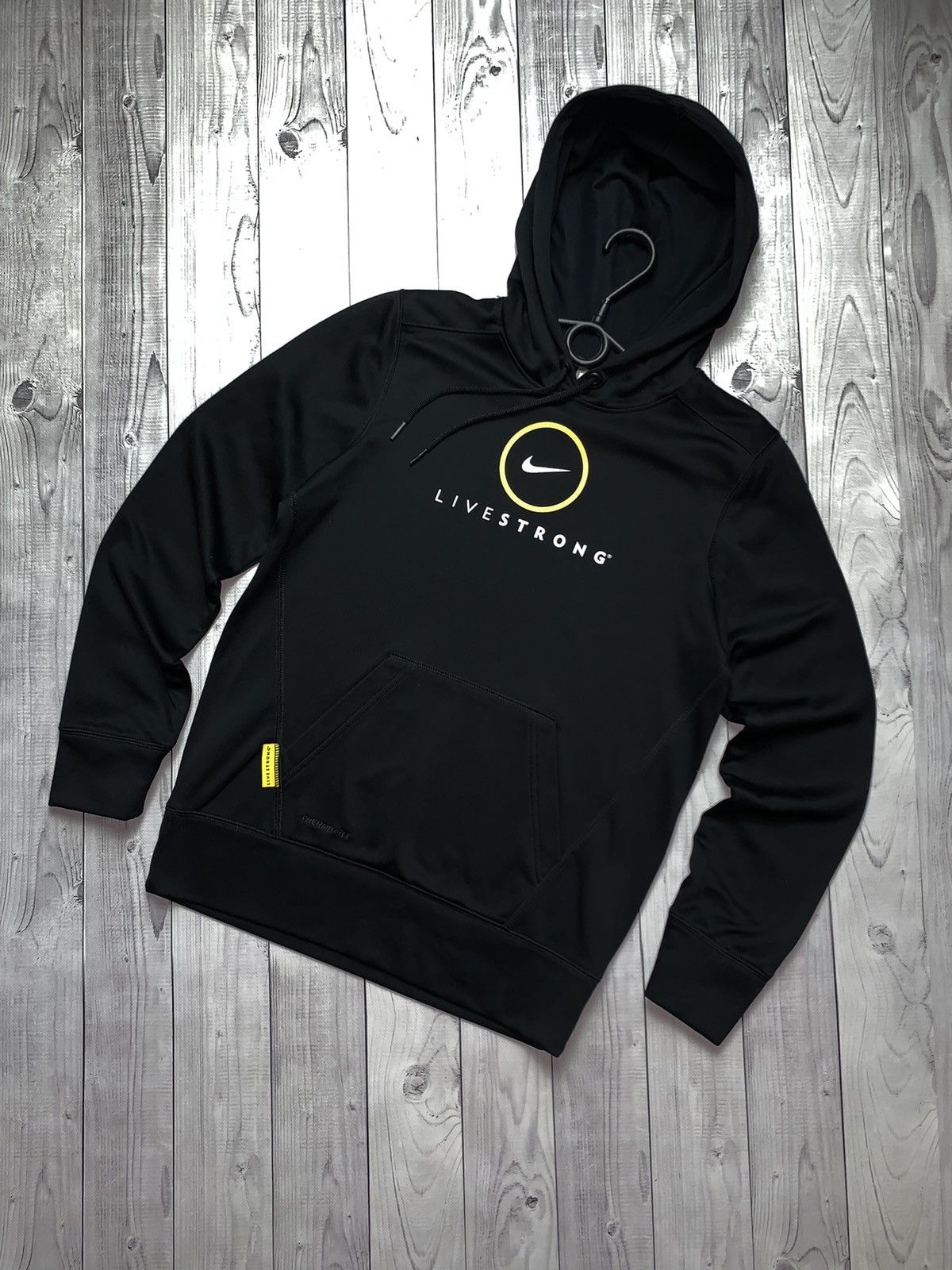 Vintage Nike hoodie Livestrong size S