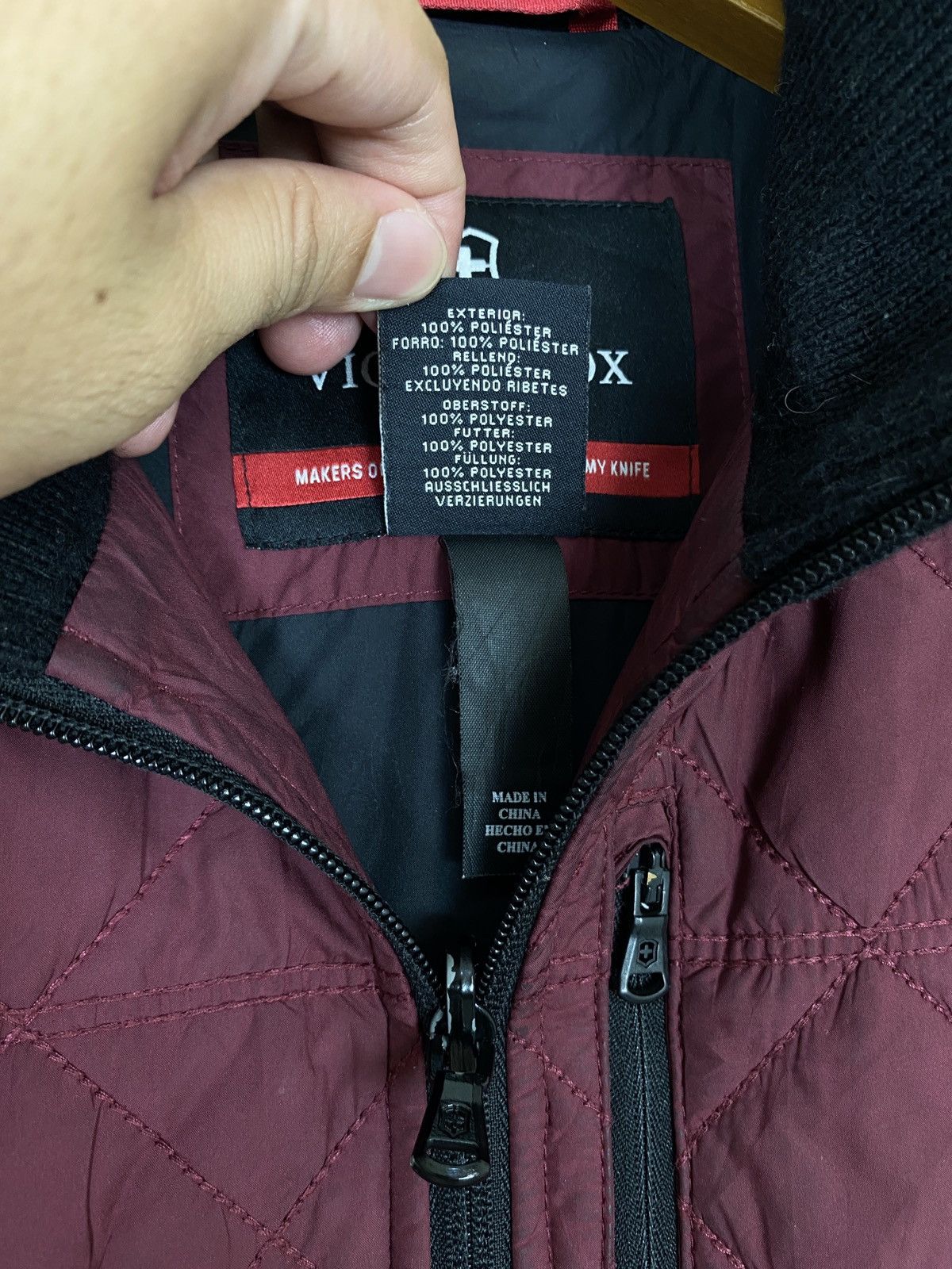 Victorinox Rare‼️ Victorinox Synthetic Swiss Army Quilted Vest Size US S / EU 44-46 / 1 - 5 Thumbnail