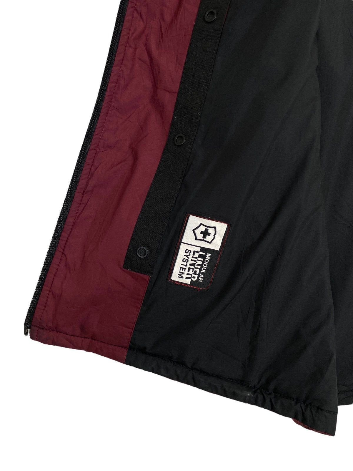 Victorinox Rare‼️ Victorinox Synthetic Swiss Army Quilted Vest Size US S / EU 44-46 / 1 - 9 Thumbnail