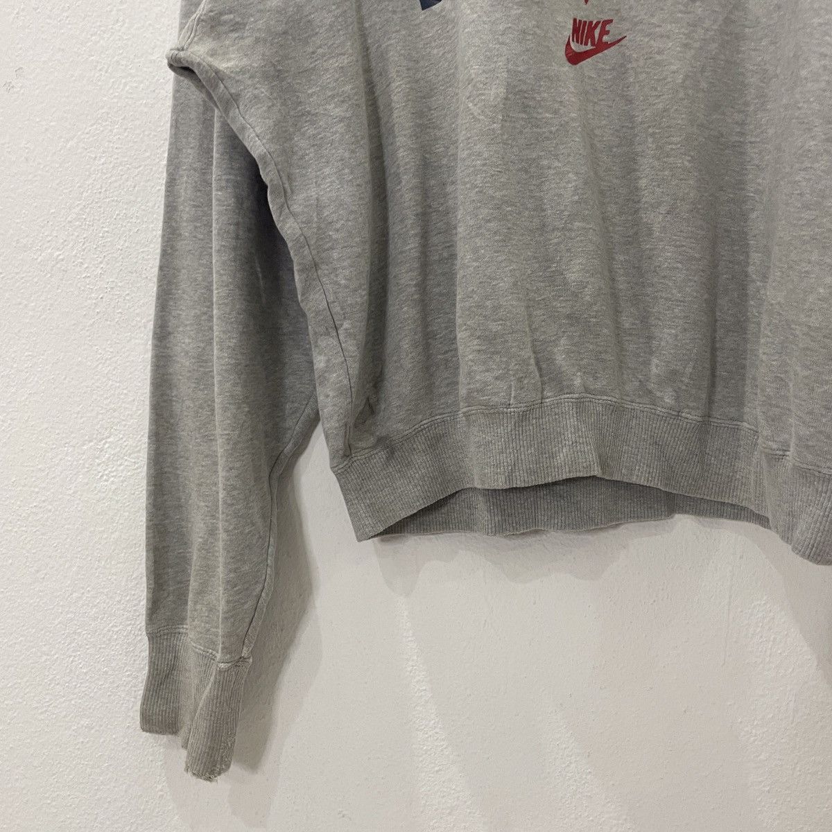 Nike Vintage 90s Nike Big Logo Distressed Sweatshirt Size US XL / EU 56 / 4 - 3 Thumbnail