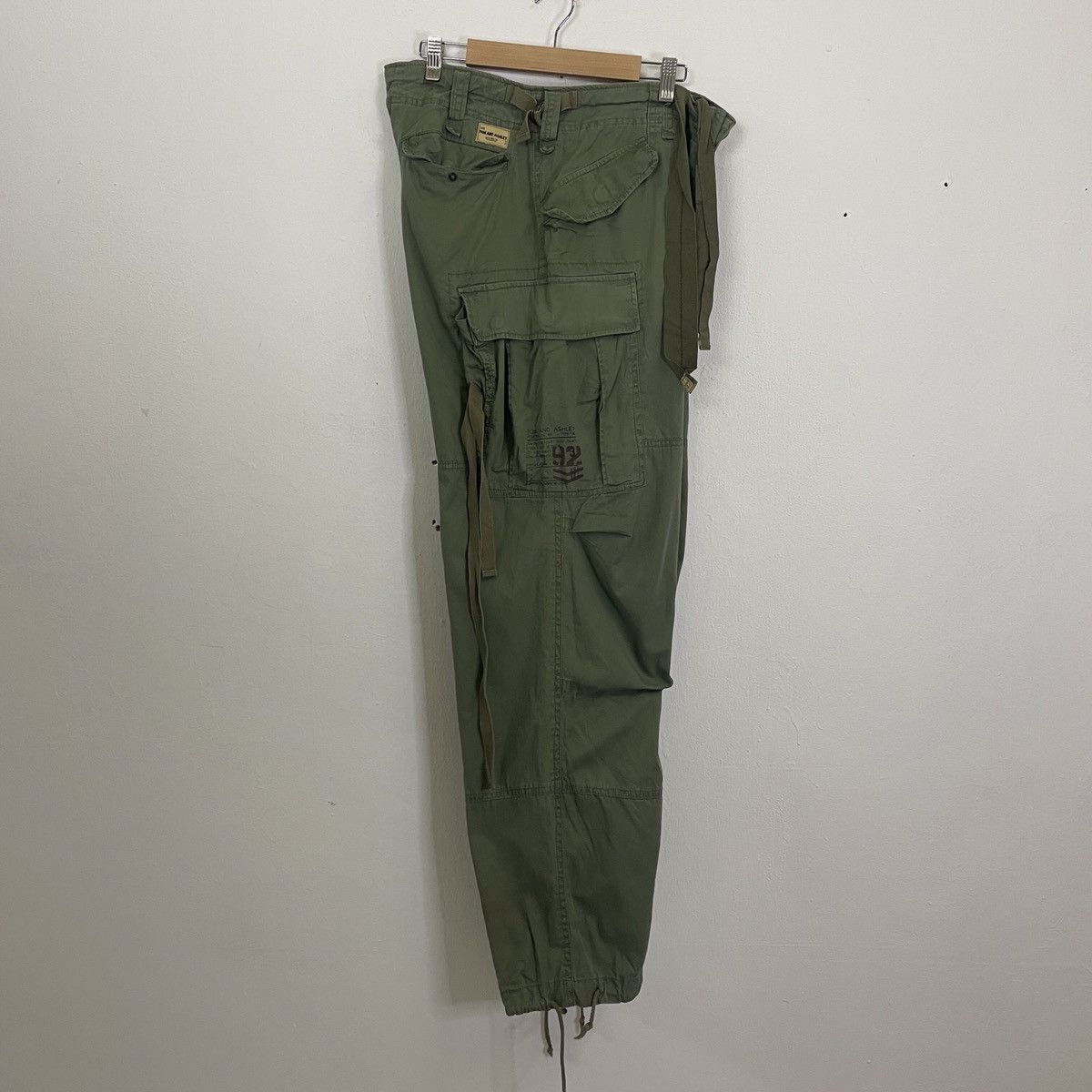 Japanese Brand Vintage Tom And Ashley Military Bondage Cargo Pants Size US 33 - 1 Thumbnail