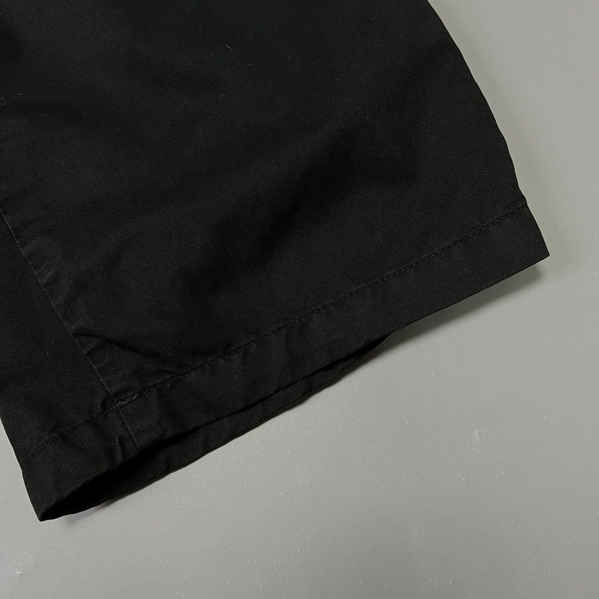 Carhartt × Carhartt Wip × Vintage Carhartt Presenter Bermuda y2k black shorts Size US 33 - 8 Thumbnail