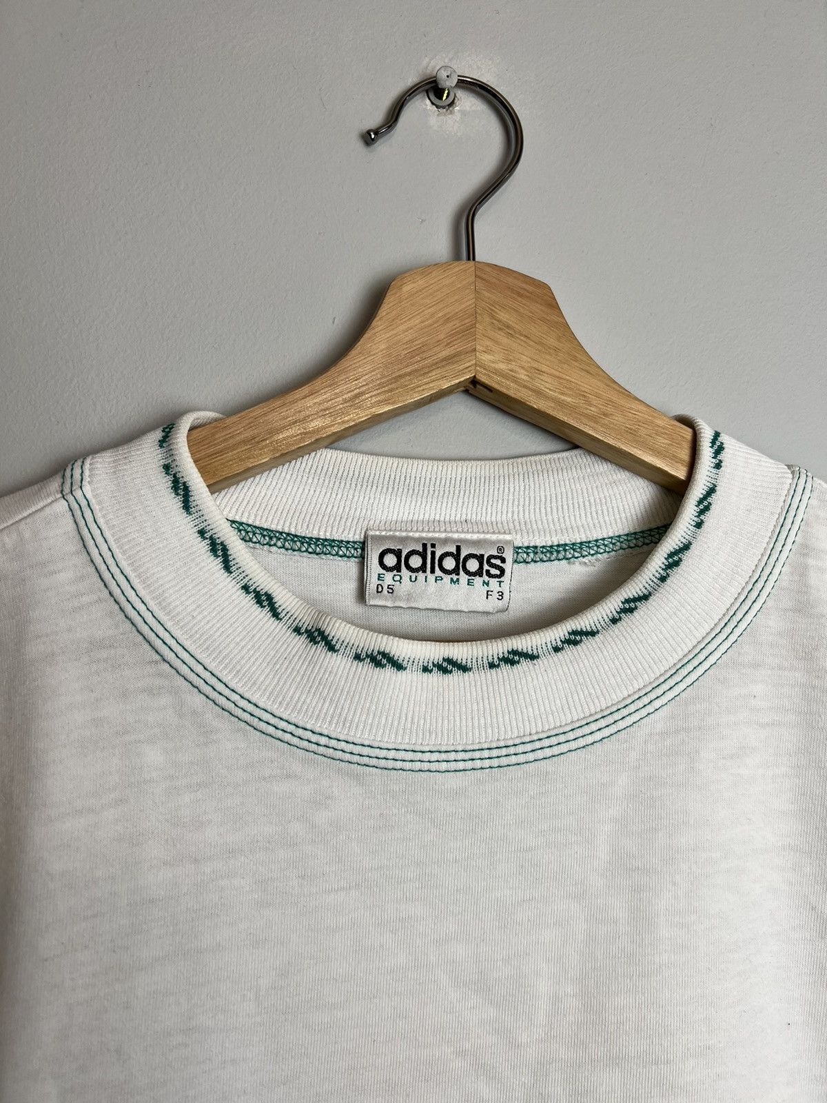 Adidas Rare Vintage 90s Adidas Equipment Logo Tshirt Hype Eqt Size US L / EU 52-54 / 3 - 2 Thumbnail