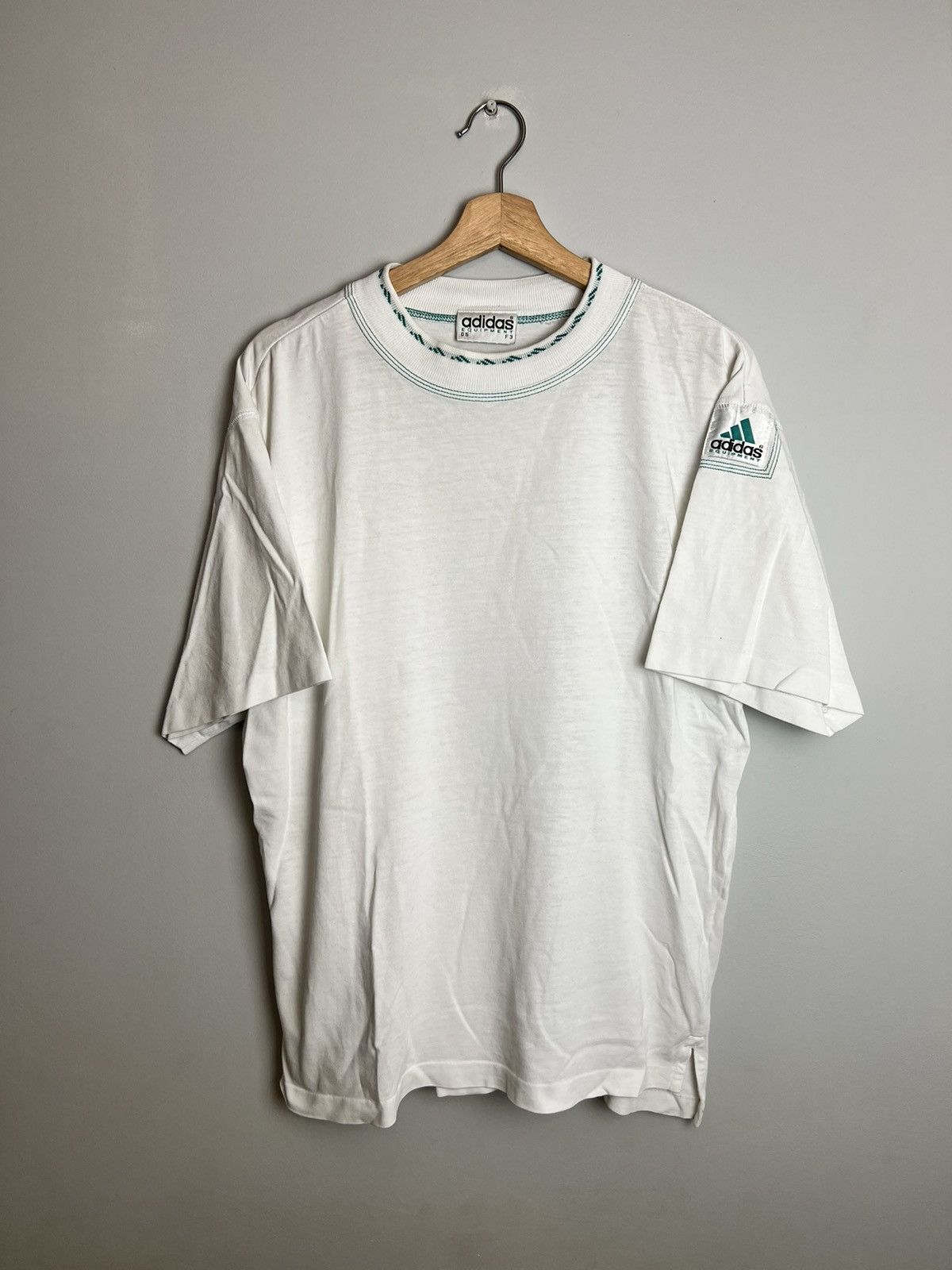 Adidas Rare Vintage 90s Adidas Equipment Logo Tshirt Hype Eqt Size US L / EU 52-54 / 3 - 1 Thumbnail