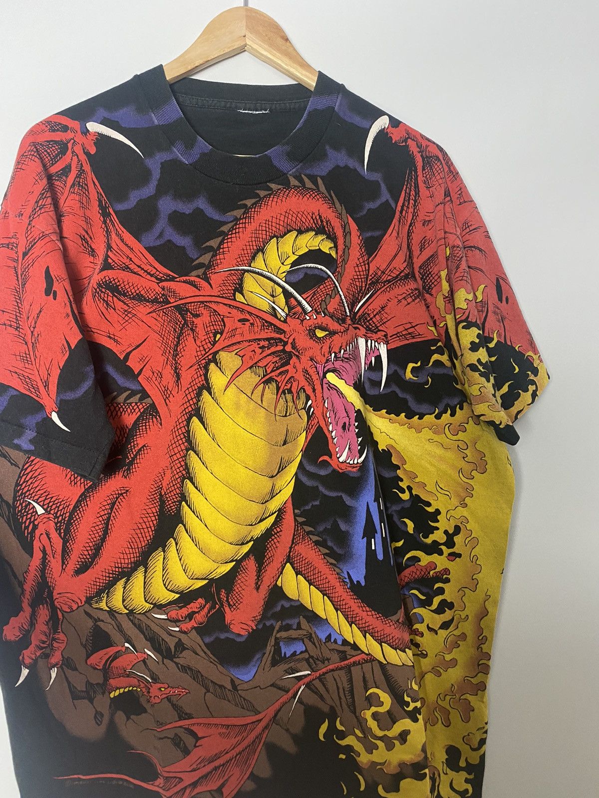 Liquid Blue VINTAGE 1993 LIQUID BLUE DRAGON DUEL ALL OVER PRINT TEE Size US XL / EU 56 / 4 - 6 Thumbnail