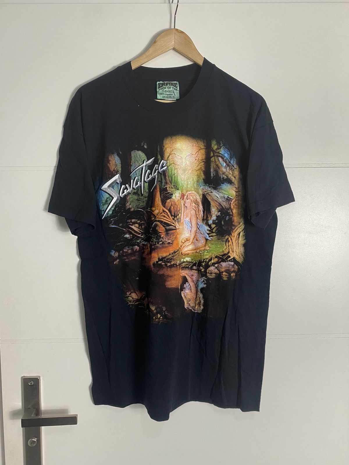 Band Tees 1993 Savatage Edge Of Thorn Vintage Band Tee Size US XL / EU 56 / 4 - 1 Thumbnail