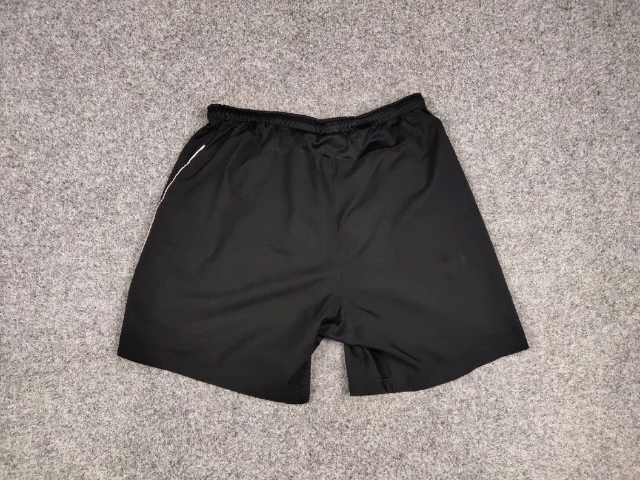 Nike Vintage Nike Shorts Black Logo swoosh casual Y2K Streetwear Size US 34 / EU 50 - 8 Thumbnail