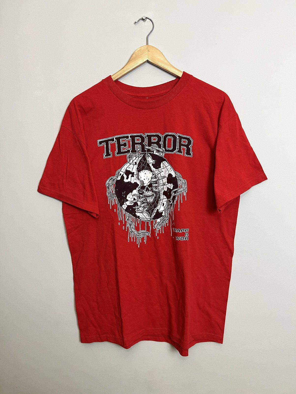 Band Tees Rare 00s Terror Trapped In A World Hardcore Band Tshirt Y2K Size US L / EU 52-54 / 3 - 1 Thumbnail