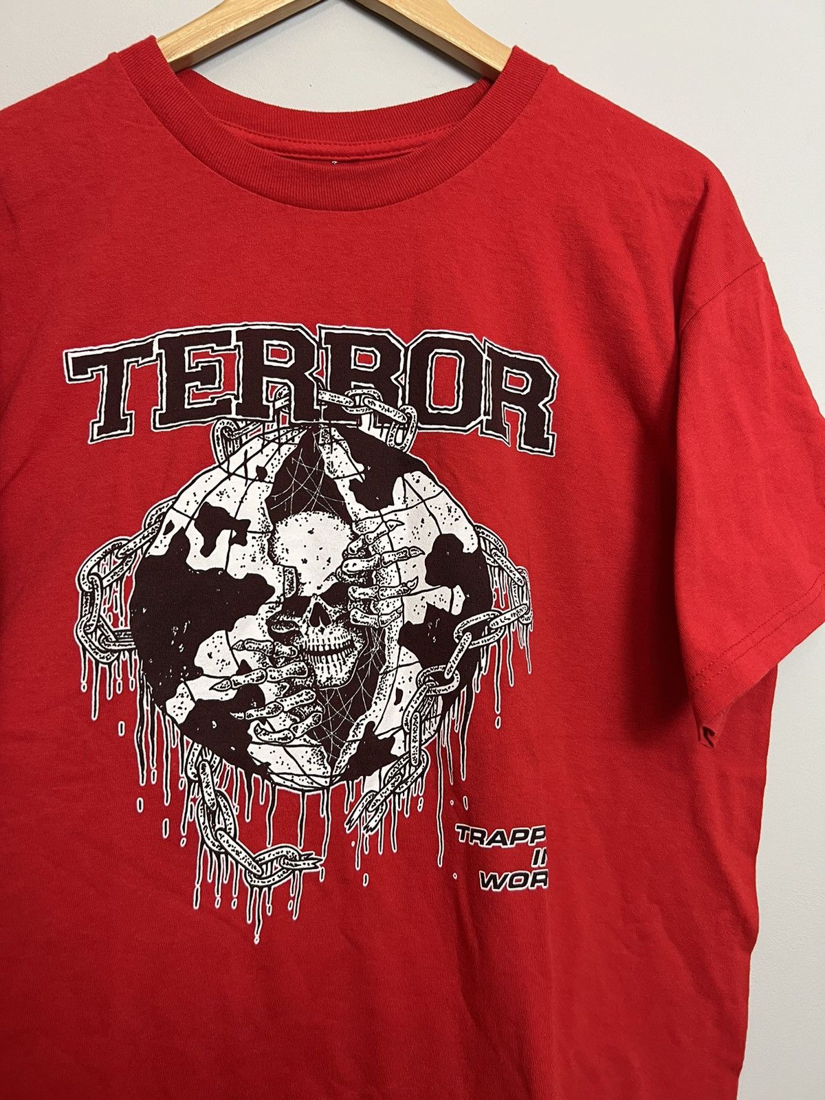 Band Tees Rare 00s Terror Trapped In A World Hardcore Band Tshirt Y2K Size US L / EU 52-54 / 3 - 3 Thumbnail