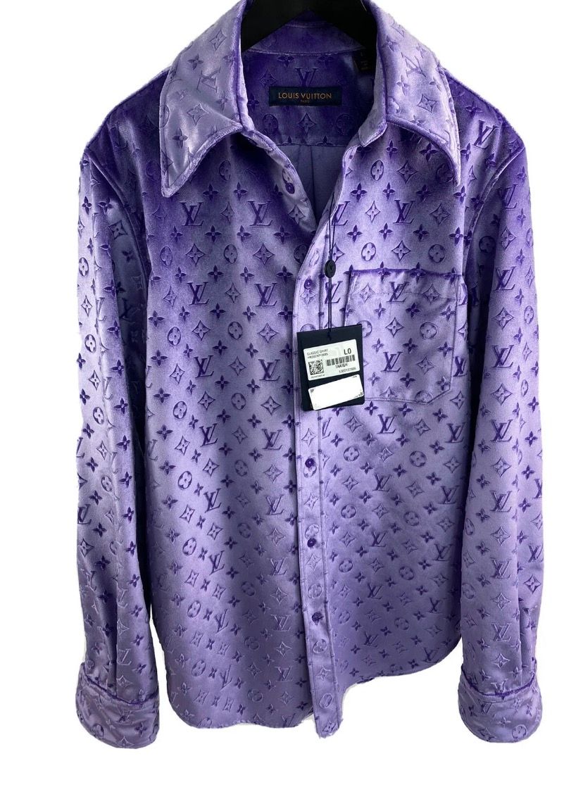 Louis Vuitton Purple Cotton Tee with Monogram Design - M - NWT at 1stDibs  louis  vuitton purple t shirt, louis vuitton purple shirt, purple louis vuitton  shirt