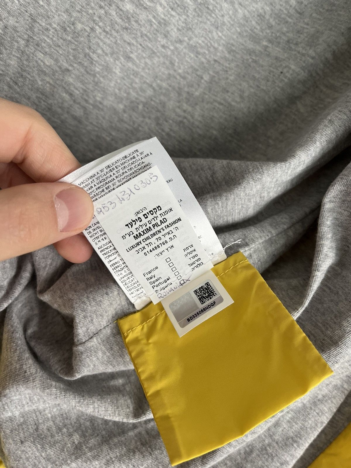 Moncler Moncler Deneb Gilet (14 years) Size US XS / EU 42 / 0 - 14 Thumbnail