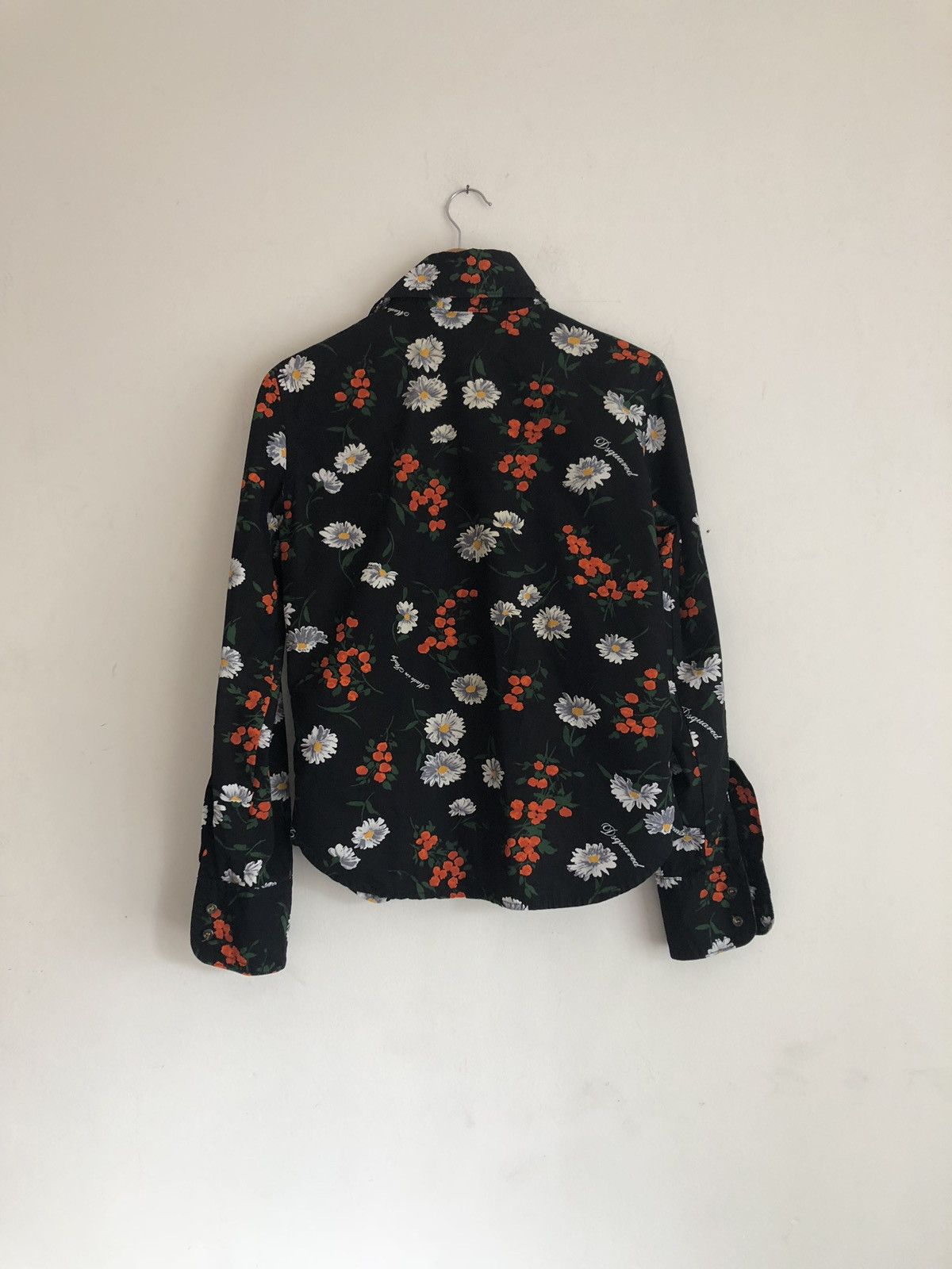 Dsquared2 Dsquared2 Floral Black Button Down Shirt Size Small Size US S / EU 44-46 / 1 - 6 Thumbnail