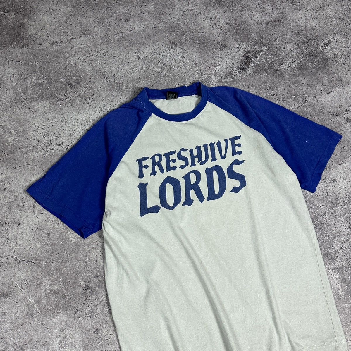 Vintage Vintage 90s Freshjive skateboarding Lords of Los Angeles tee Size US L / EU 52-54 / 3 - 3 Thumbnail