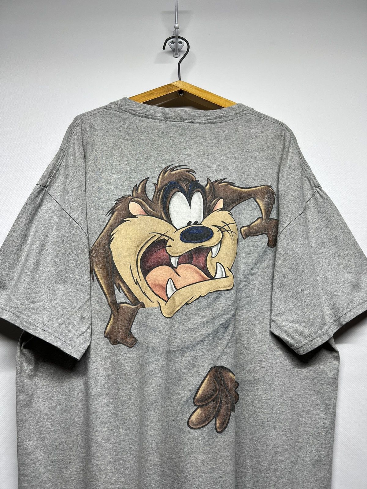 Vintage Vintage Y2k 1997 Looney Tunes Taz Slightly Twisted T-Shirt Size US XL / EU 56 / 4 - 7 Thumbnail