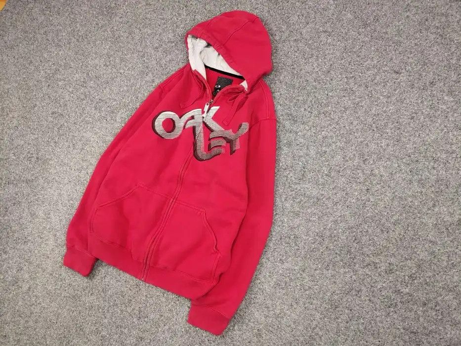 Oakley Vintage 90's Oakley Japan Embroidered logo Cotton Zip Hoodie Size US XL / EU 56 / 4 - 2 Thumbnail