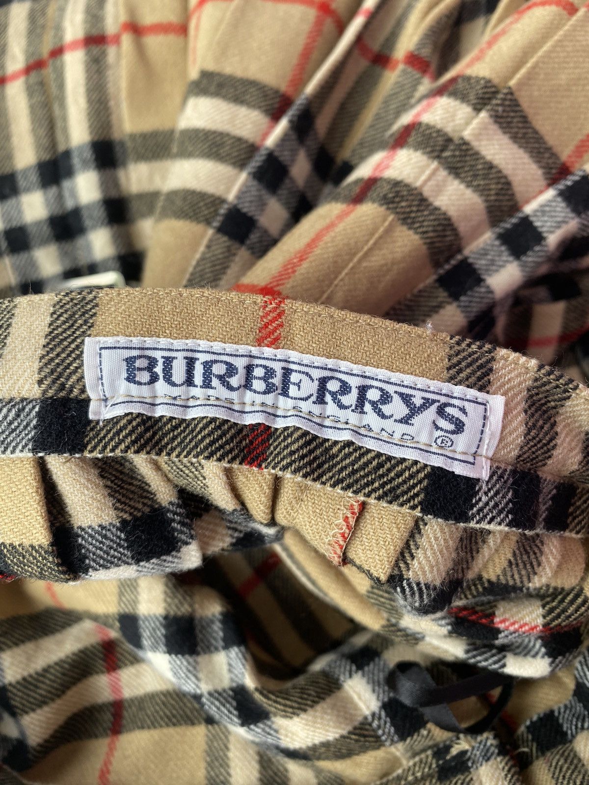 Burberry × Burberry Prorsum × Vintage VINTAGE BURBERRY MADE IN ENGLAND NOVA CHECK WOOL MIDI SKIRT Size 24" / US 00 / IT 34 - 8 Thumbnail