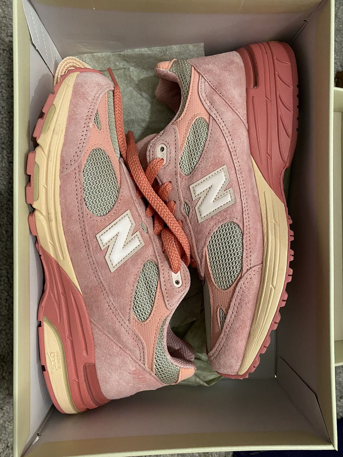 Joe Freshgoods × New Balance Joefresh goods 993 powder pink Size US 9.5 / EU 42-43 - 4 Thumbnail