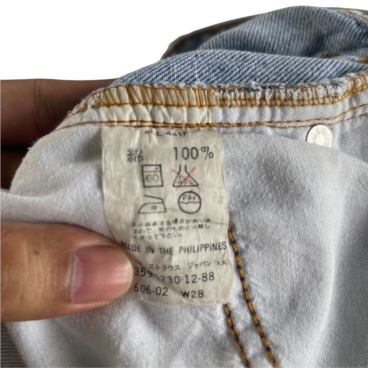 Levi's × Levi's Vintage Clothing × Vintage Vintage 90s Levi’s Straight Cut Denim Jeans Size US 26 / EU 42 - 9 Thumbnail