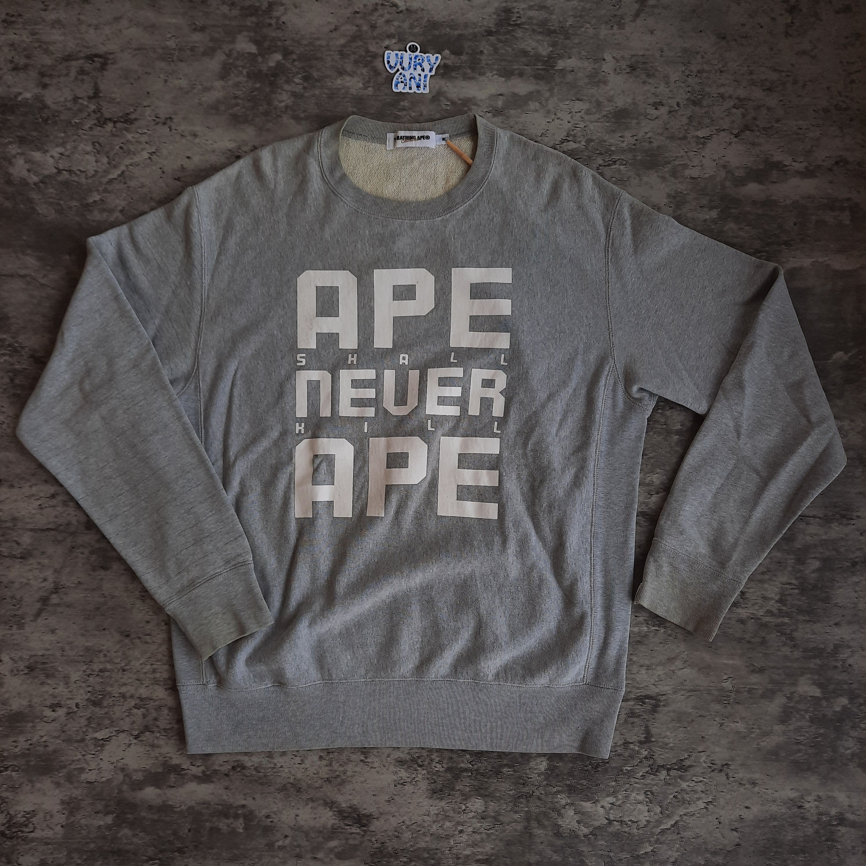 Bape ASNKA Crewneck Size US M / EU 48-50 / 2 - 1 Thumbnail