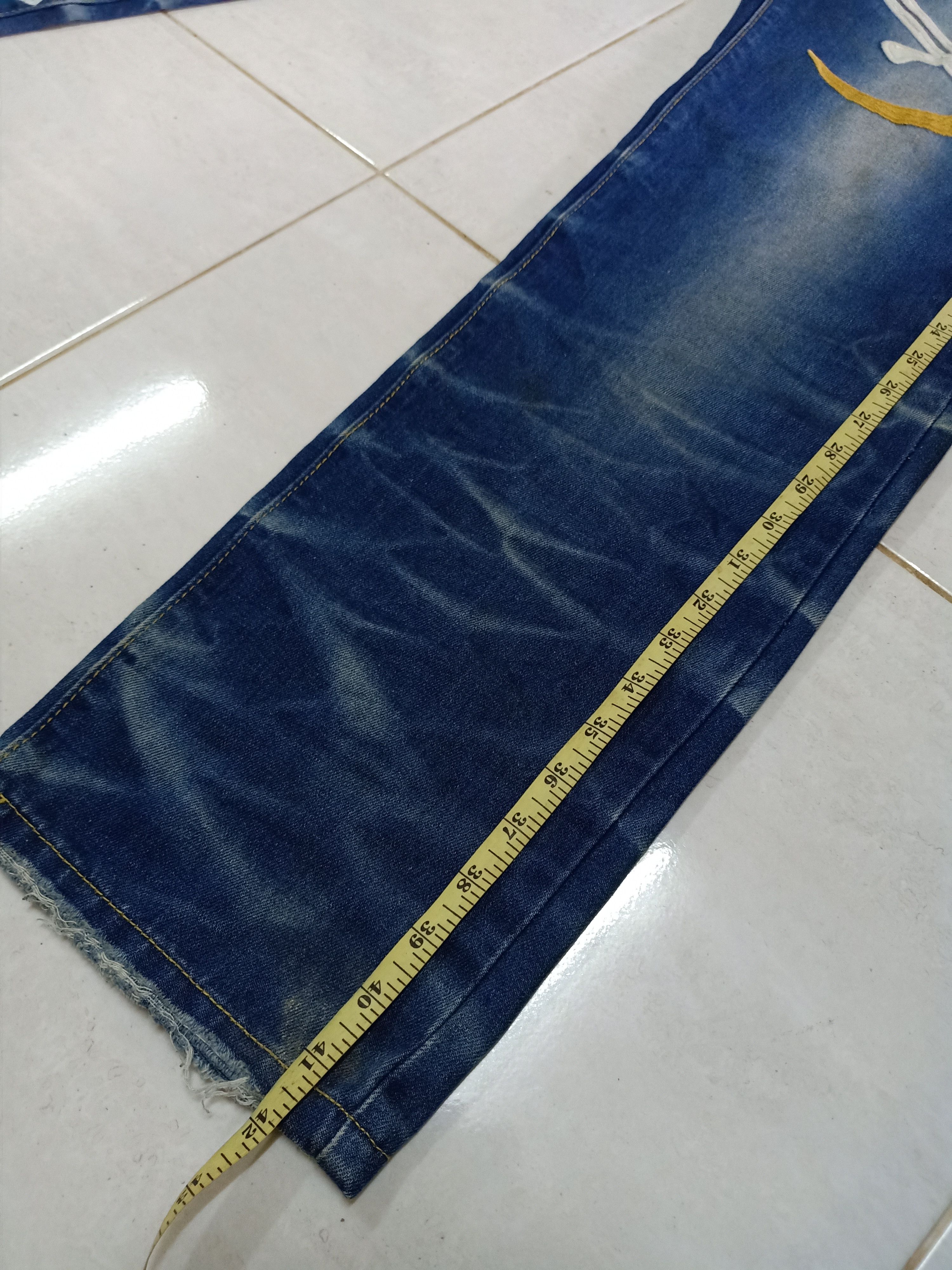 Japanese Brand SANMARUICHI Japan Embroidered Skull Big Logo Blue Denim Size US 32 / EU 48 - 16 Thumbnail