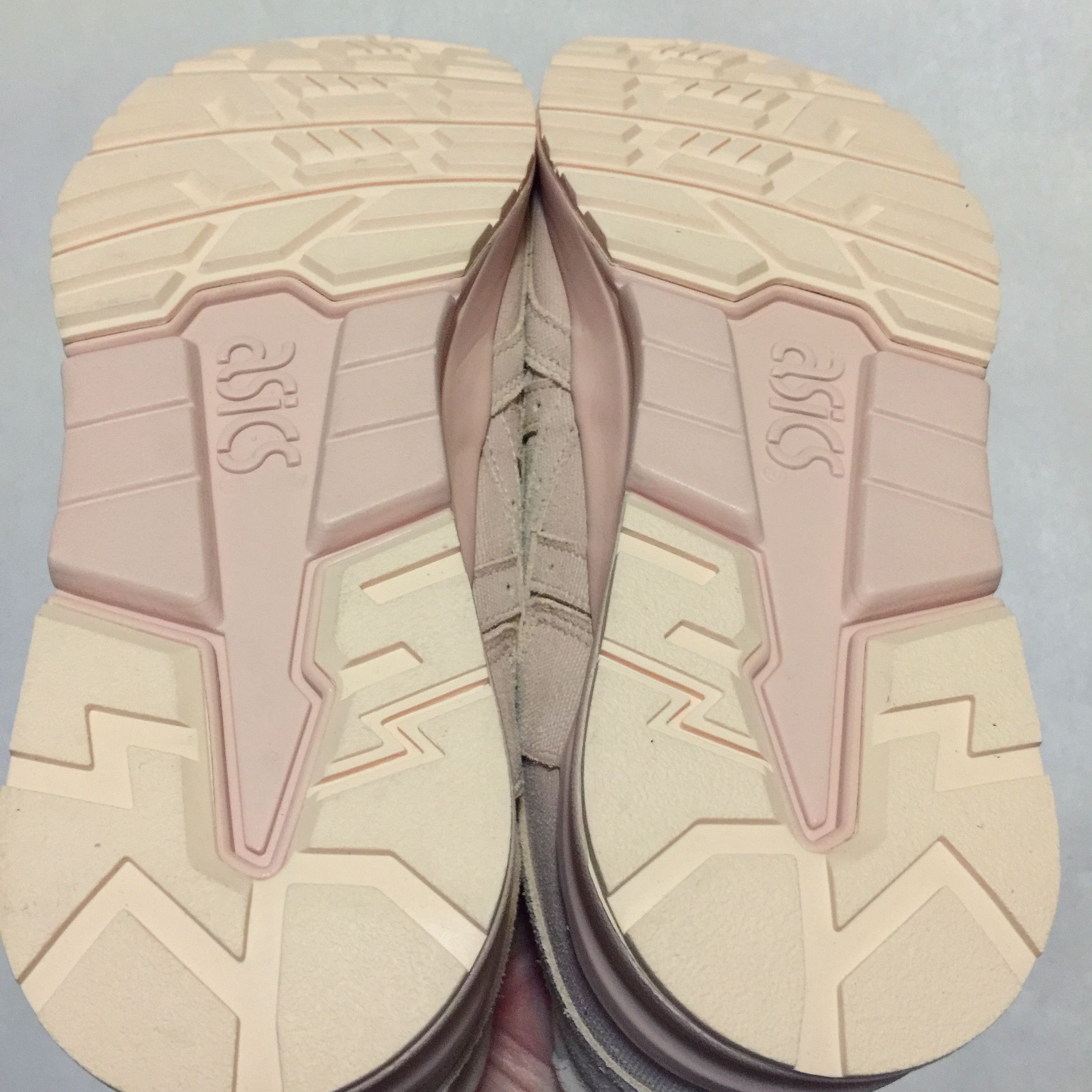 Asics × Onitsuka Tiger ASICS PLATNUM GEL-LYTE V BLUSH[SALES SAMPLE] Kith inspired Size US 9 / EU 42 - 8 Thumbnail