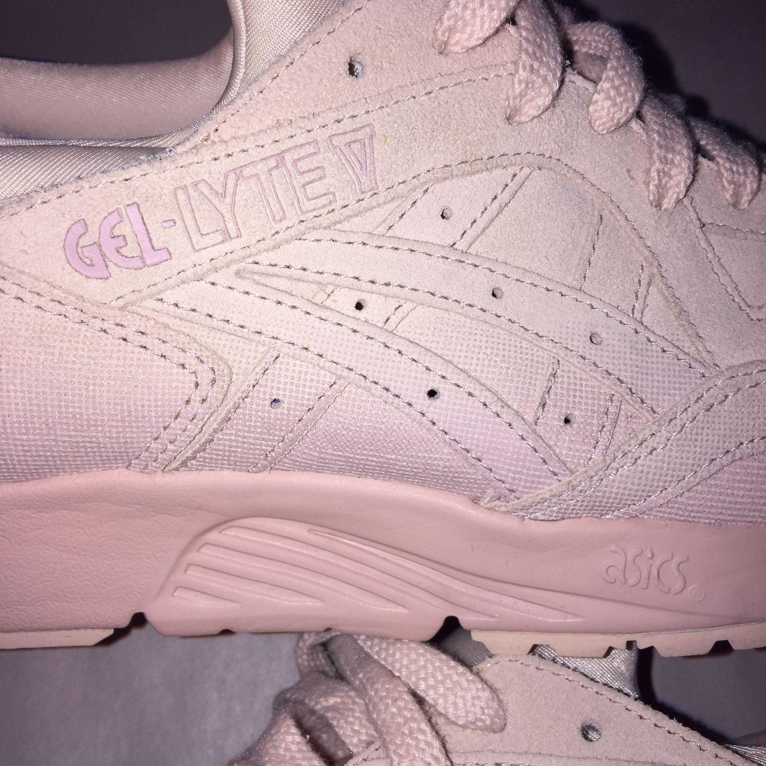 Asics × Onitsuka Tiger ASICS PLATNUM GEL-LYTE V BLUSH[SALES SAMPLE] Kith inspired Size US 9 / EU 42 - 3 Thumbnail