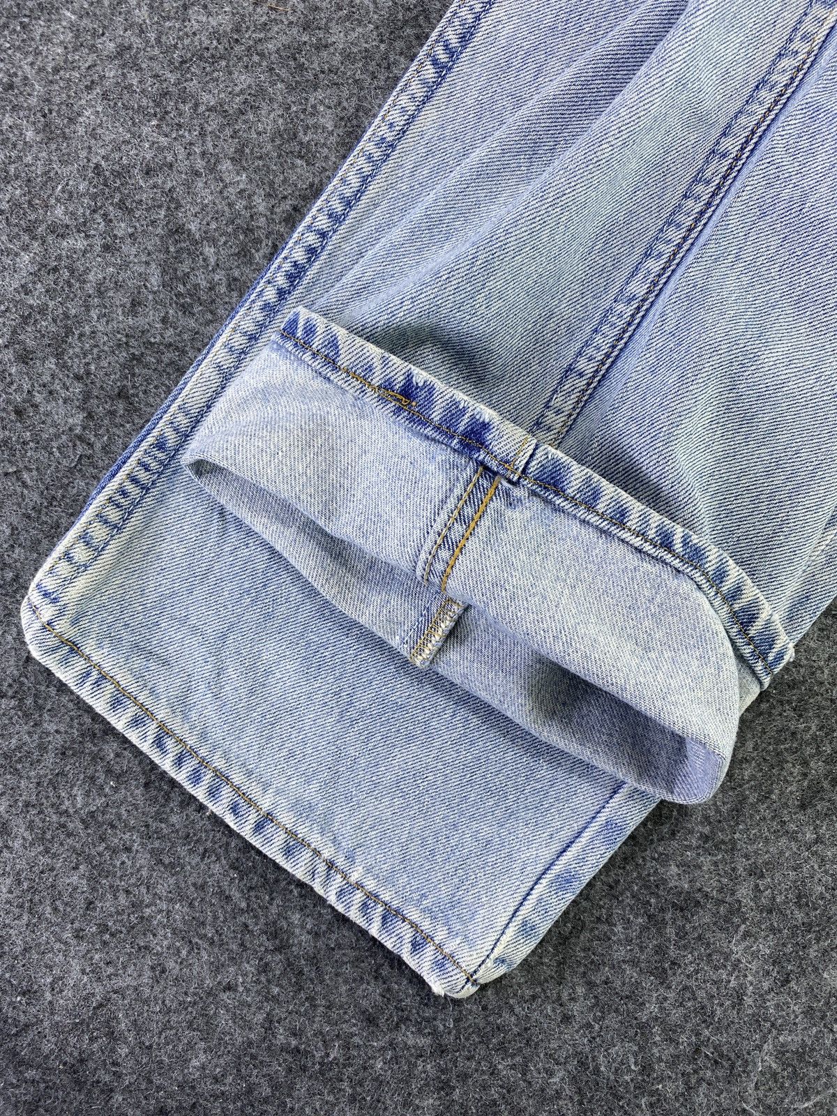 Levi's Vintage Levi's 505 Jeans Faded Blue Wash 36x30 - J755 Size US 36 / EU 52 - 7 Thumbnail