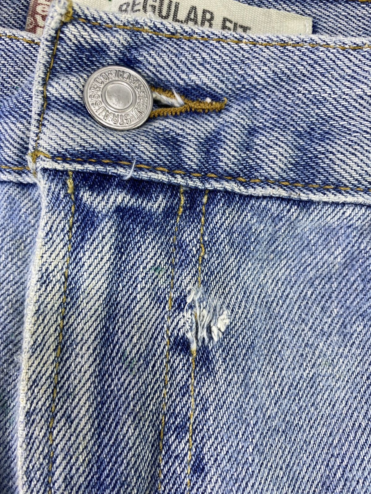 Levi's Vintage Levi's 505 Jeans Faded Blue Wash 36x30 - J755 Size US 36 / EU 52 - 6 Thumbnail