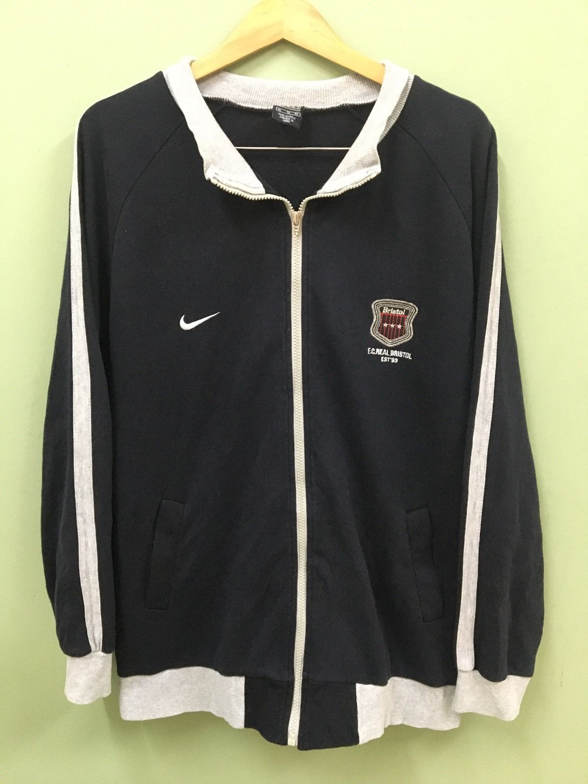 F.C.R.B FCRB - VINTAGE SWEATSHIRT BIG LOGO SPELLOUT TRAINER JACKET Size US XL / EU 56 / 4 - 7 Thumbnail