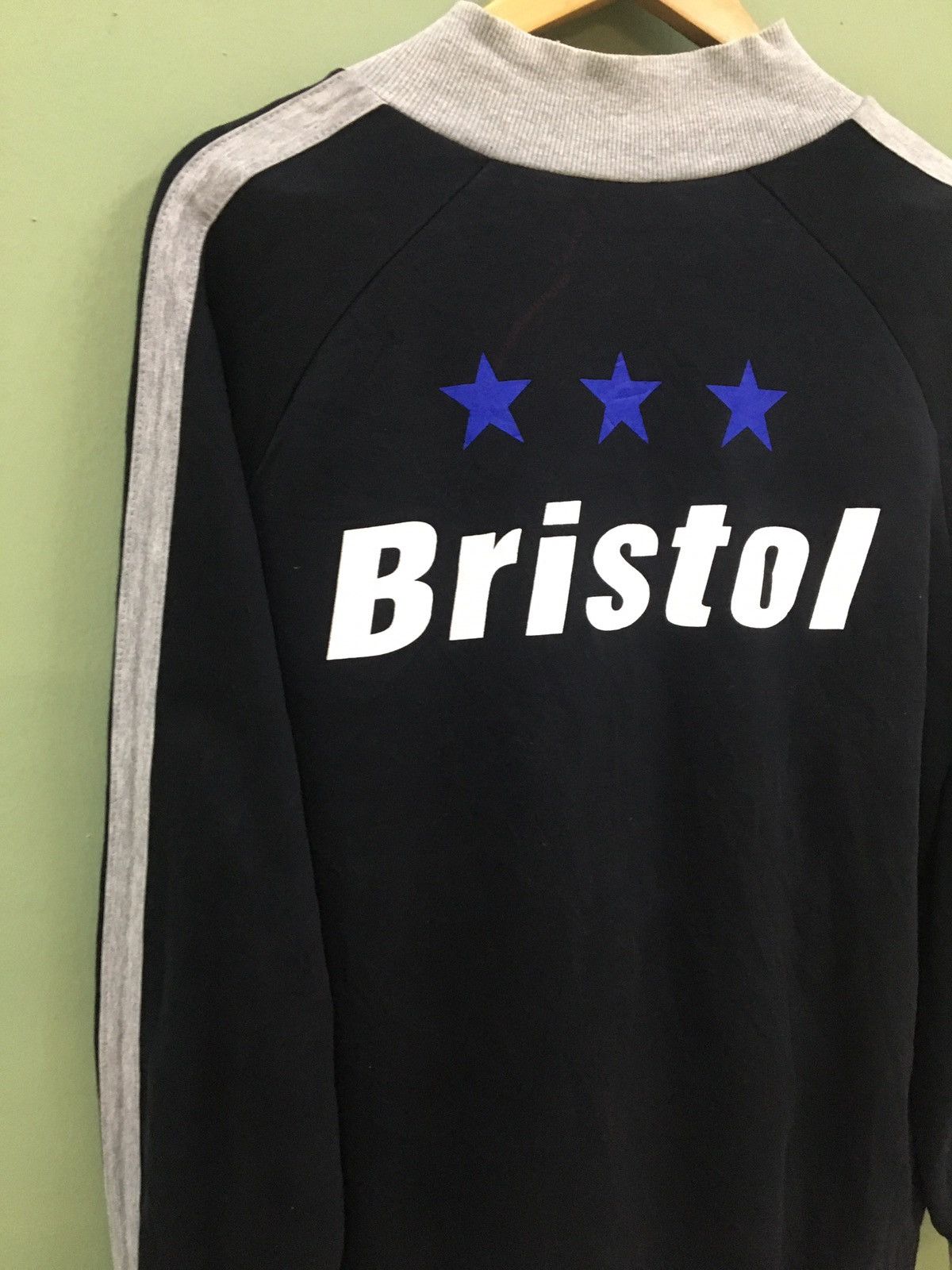 F.C.R.B FCRB - VINTAGE SWEATSHIRT BIG LOGO SPELLOUT TRAINER JACKET Size US XL / EU 56 / 4 - 3 Thumbnail