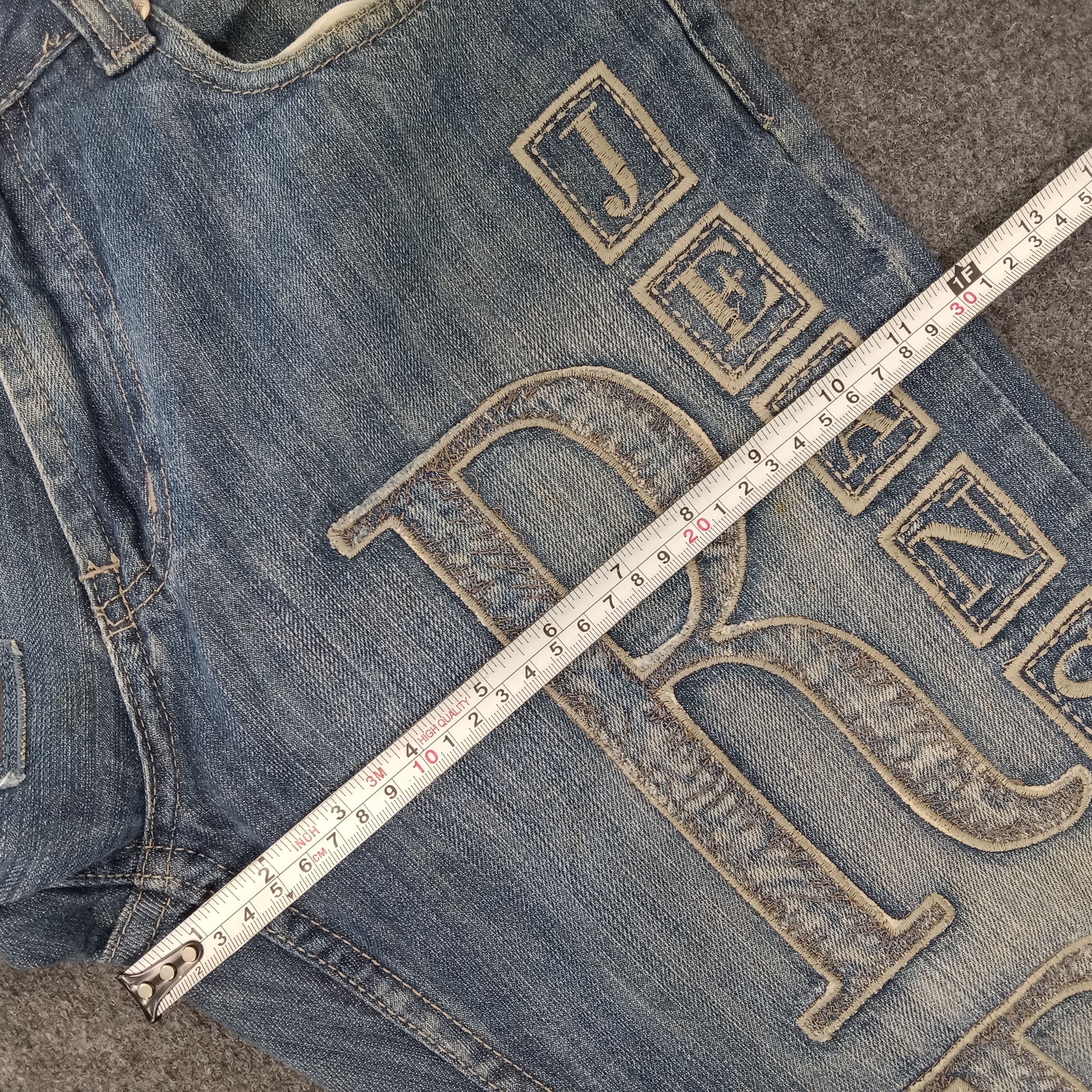 GF Ferre × Vintage GF Ferre Nice Design Denim Jeans Size US 32 / EU 48 - 19 Thumbnail