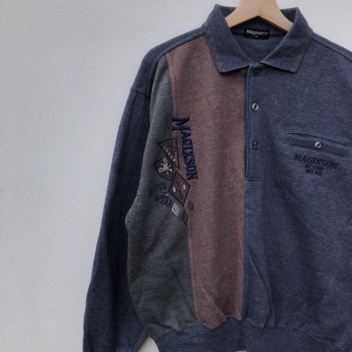 Japanese Brand VINTAGE MAGIXSON COLLAR SWEATSHIRT RARE DESIGN BIG LOGO Size US M / EU 48-50 / 2 - 5 Thumbnail