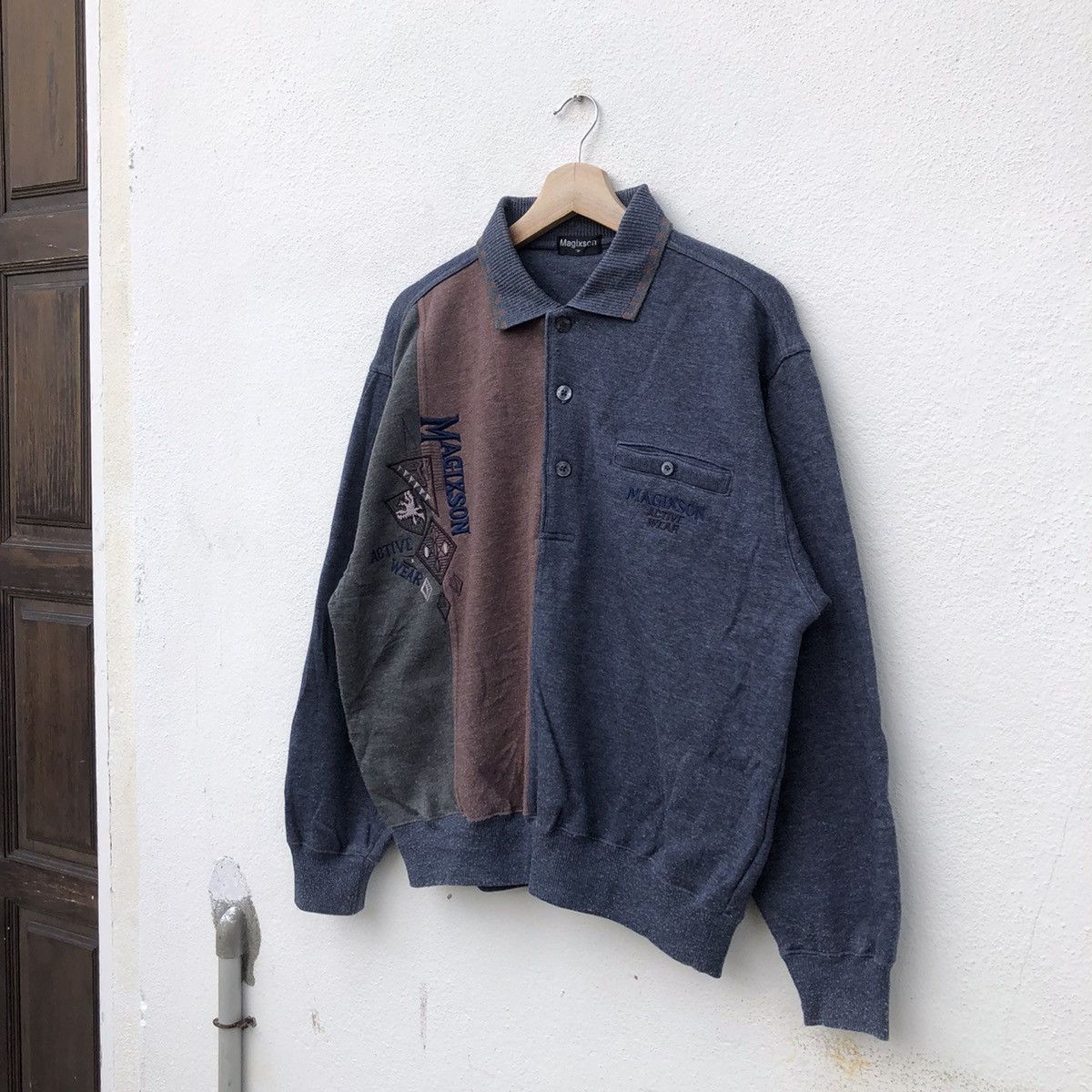 Japanese Brand VINTAGE MAGIXSON COLLAR SWEATSHIRT RARE DESIGN BIG LOGO Size US M / EU 48-50 / 2 - 3 Thumbnail