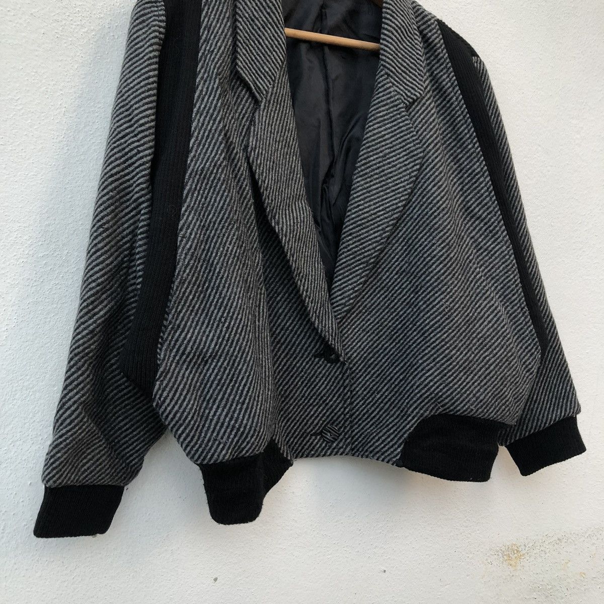 Japanese Brand VINTAGE GOLD CAT BOMBER JACKET HERRINGBONE DESIGN Size US M / EU 48-50 / 2 - 4 Thumbnail