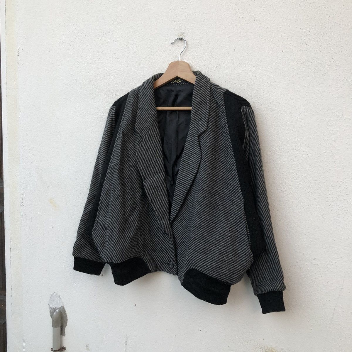Japanese Brand VINTAGE GOLD CAT BOMBER JACKET HERRINGBONE DESIGN Size US M / EU 48-50 / 2 - 2 Thumbnail