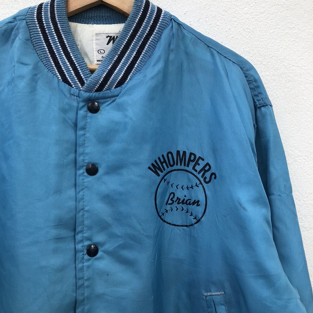 Japanese Brand VINTAGE SATIN VARSITY JACKET BIG LOGO WHOMPERS BRIAN Size US L / EU 52-54 / 3 - 3 Thumbnail