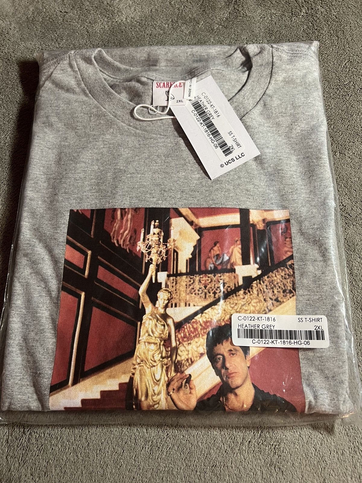 image of Drake x Octobers Very Own Ovo T-Shirt X Scarface Tony Montana Tee in Grey, Men's (Size 2XL)