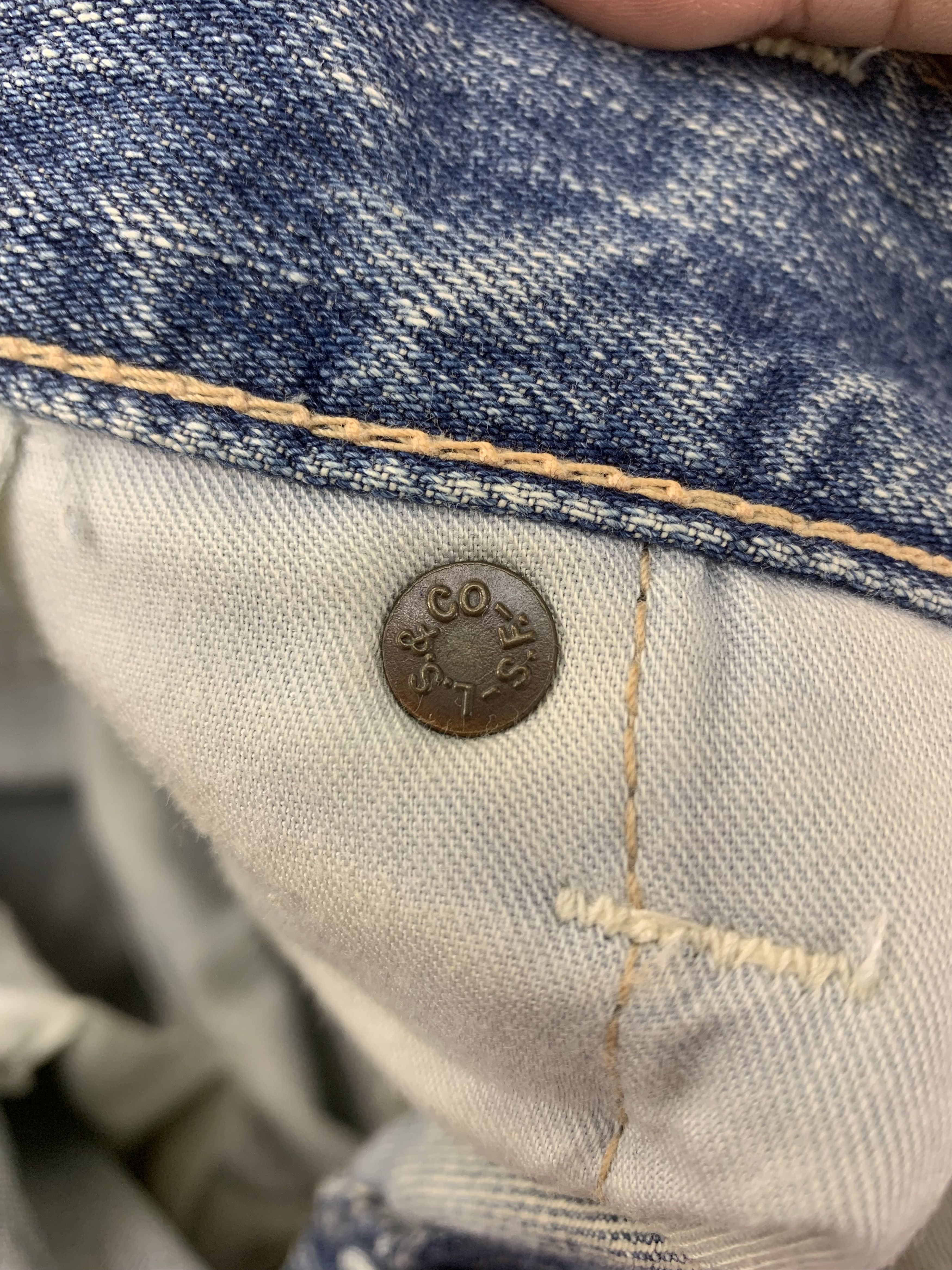 Levi's Vintage Levi's 502 Denim 34x33 Distressed Faded Size US 34 / EU 50 - 9 Thumbnail