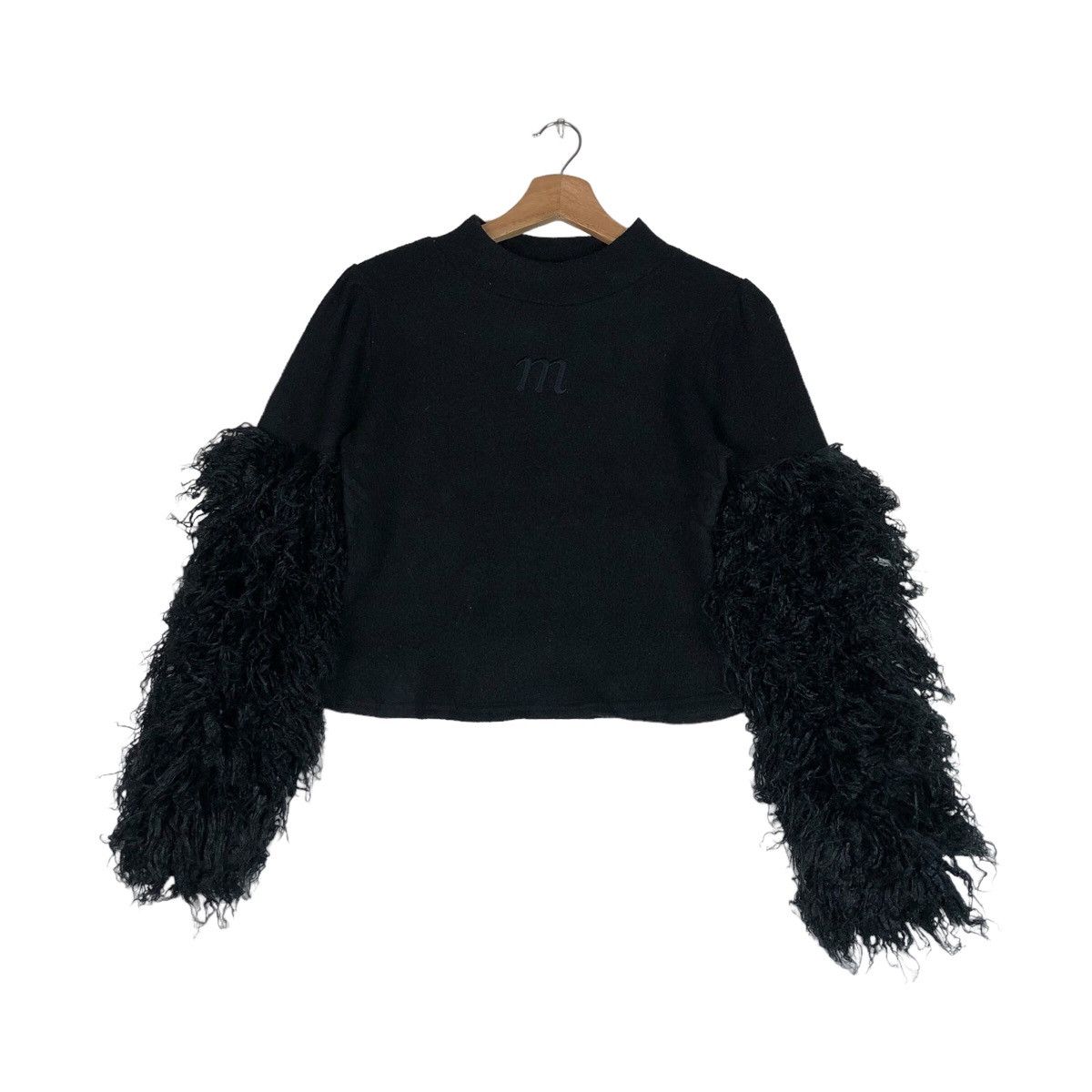 Japanese Brand Japanese All-Black Everything Faux Fur Sleeve Cropped Shirt Size ONE SIZE - 2 Thumbnail