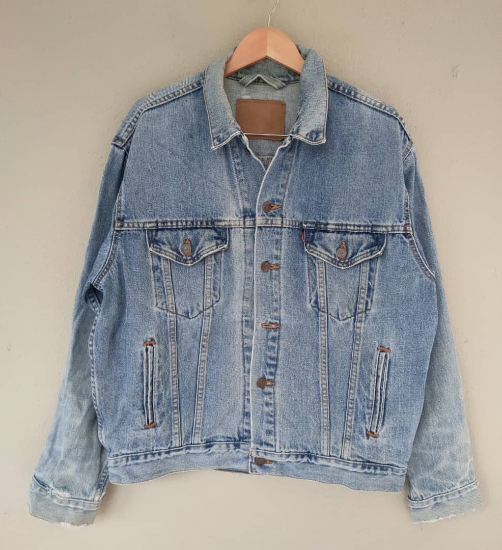 Vintage Levis X Ferrari ‘European Tour’ hot ‘87 Denim Jacket